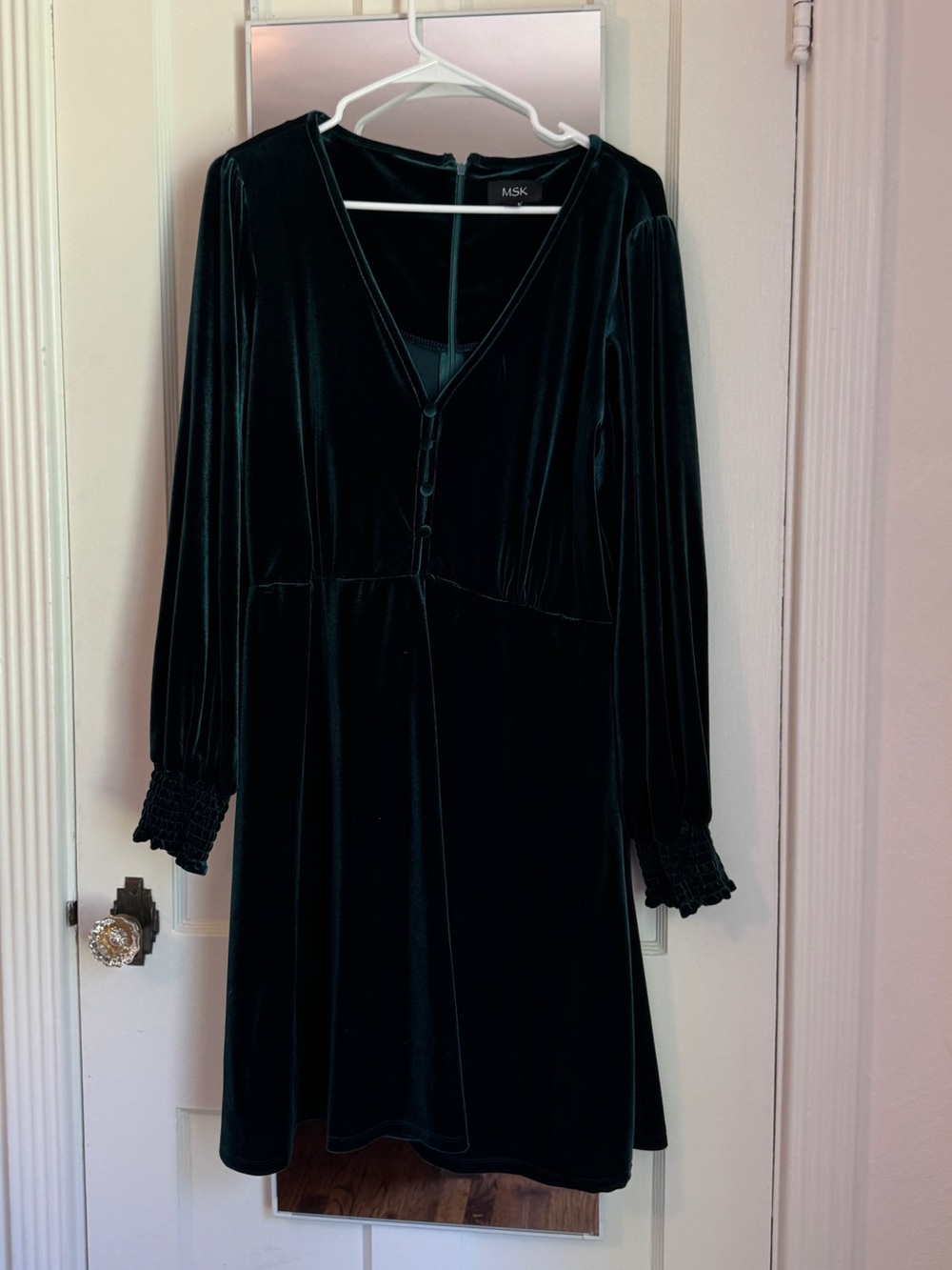 MSK Black Velvet V-Neck Long Sleeve Dress